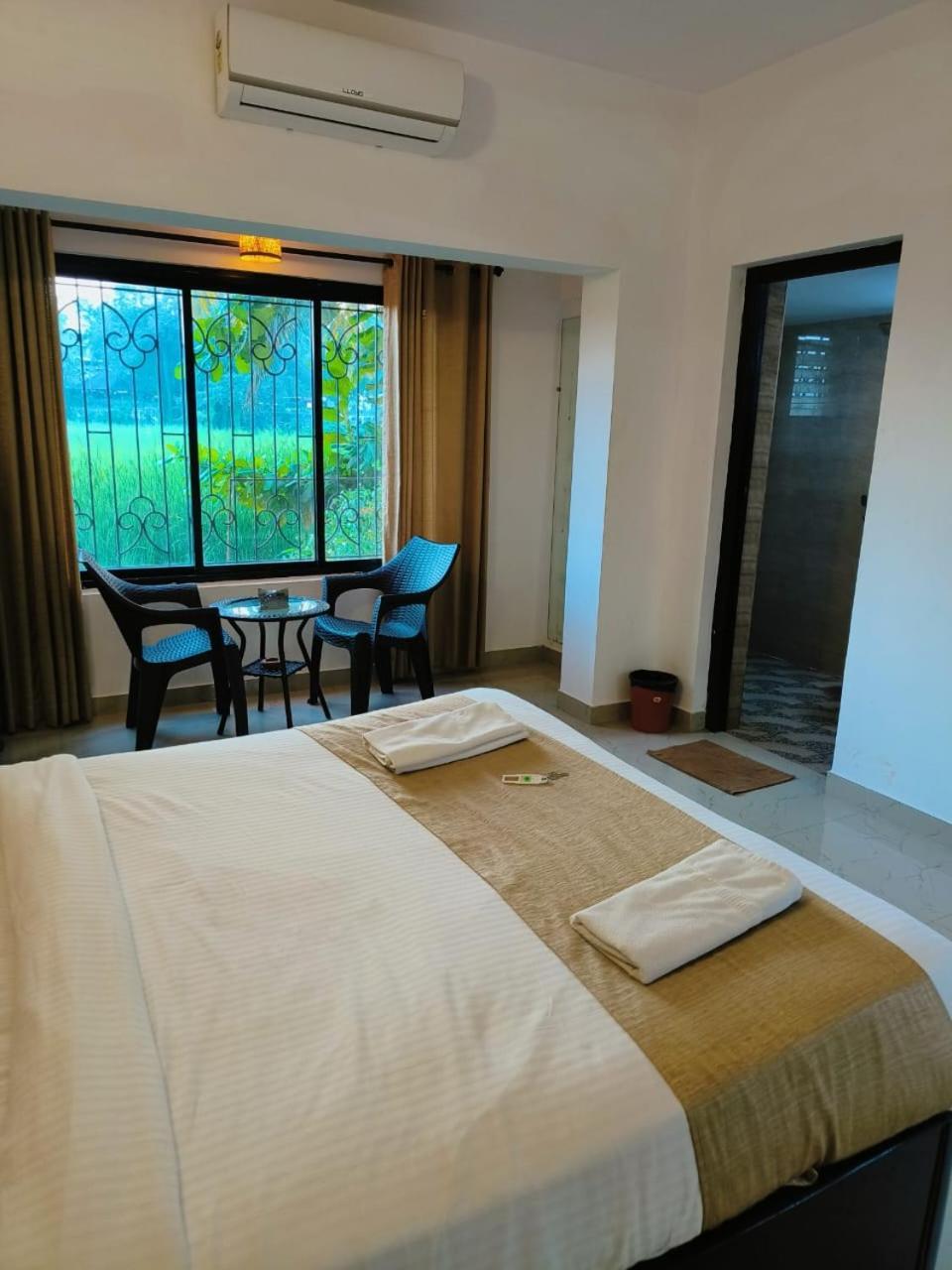 Green Field View Hotel Candolim Luaran gambar