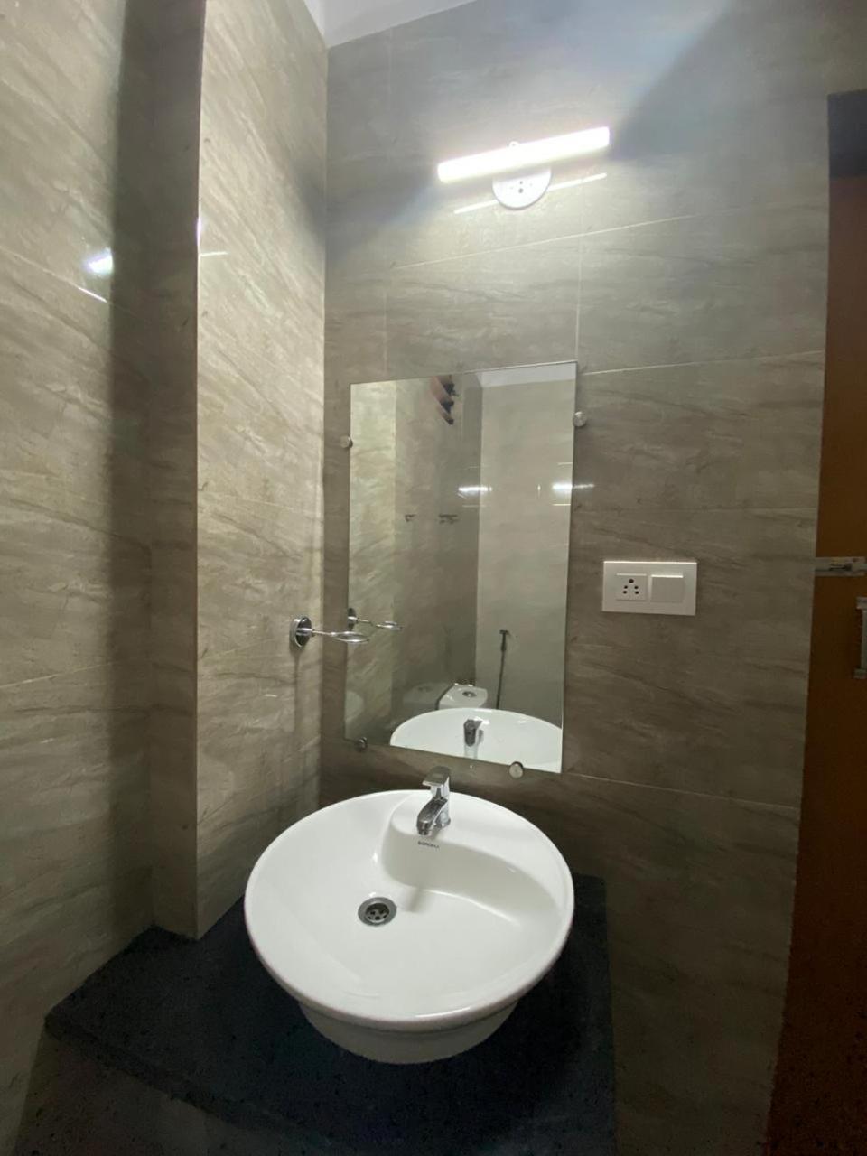 Green Field View Hotel Candolim Luaran gambar